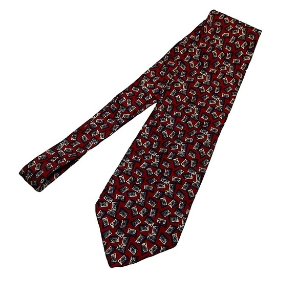 𝅺HUGO Boss Blue and Red Print Silk Tie - Picture 2 of 6